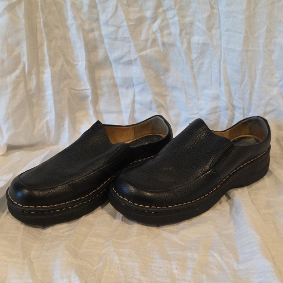 (J36) Predictions Black Leather Loafers Slip-Ons - Picture 1 of 5